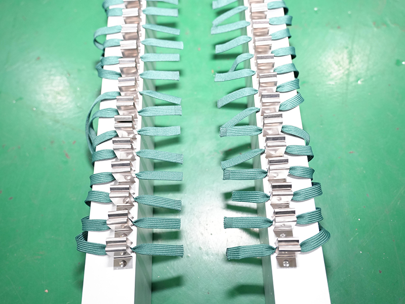 Máquina automática para cortar y recoger cuerda